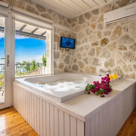 Islamlar Village 3 Bedroom 7075 Villa Kalkan