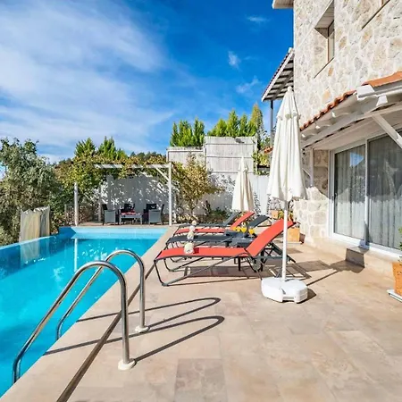 Islamlar Village 3 Bedroom 7075 *